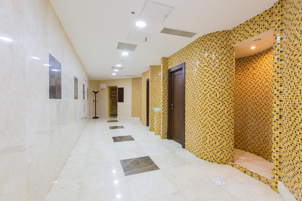 Ramada Plaza Astana Hotel Extérieur photo